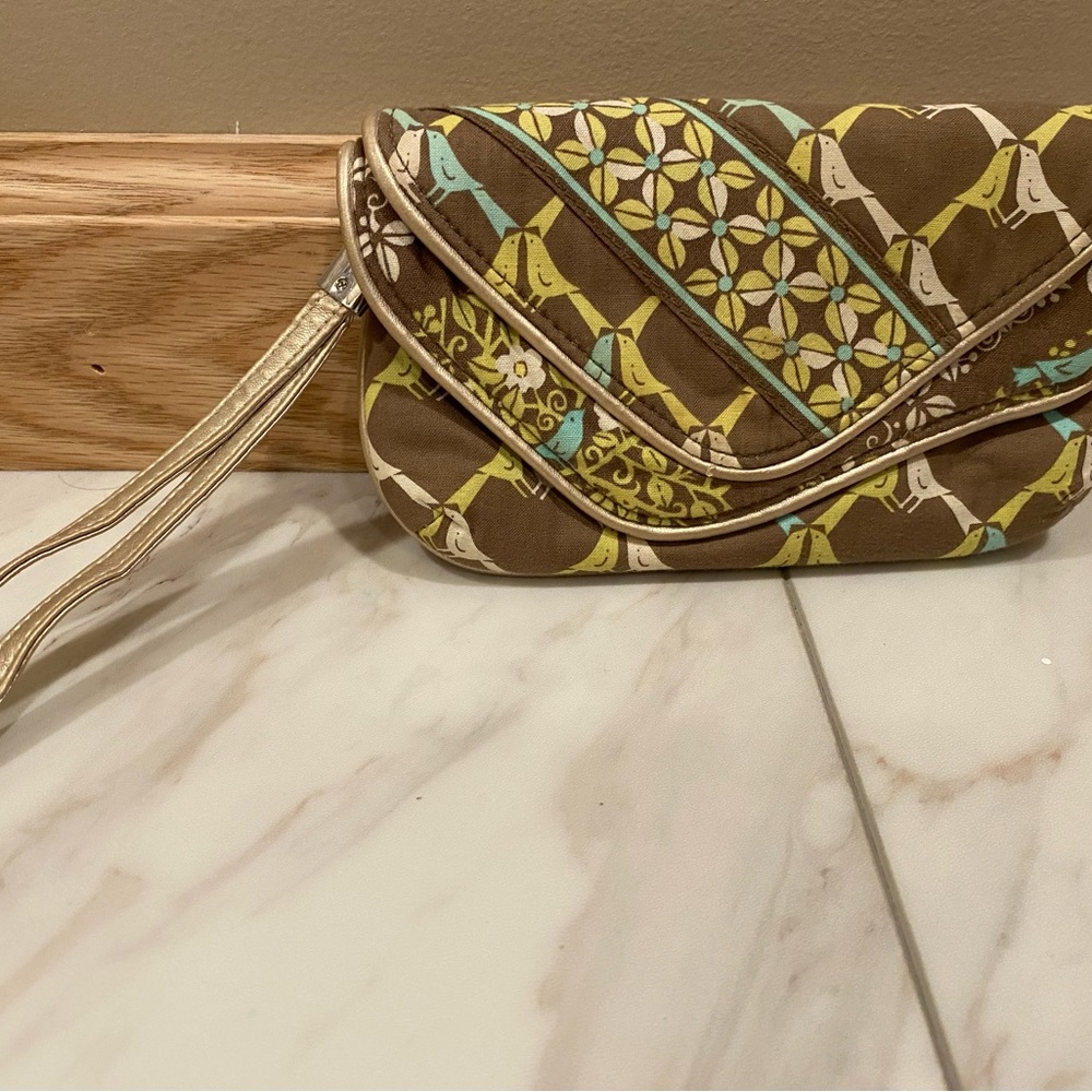 Vera Bradley Sittin in a Tree Wristlet NWOT